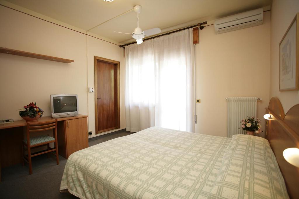 Hotel Ezzelino San Zenone Oda fotoğraf